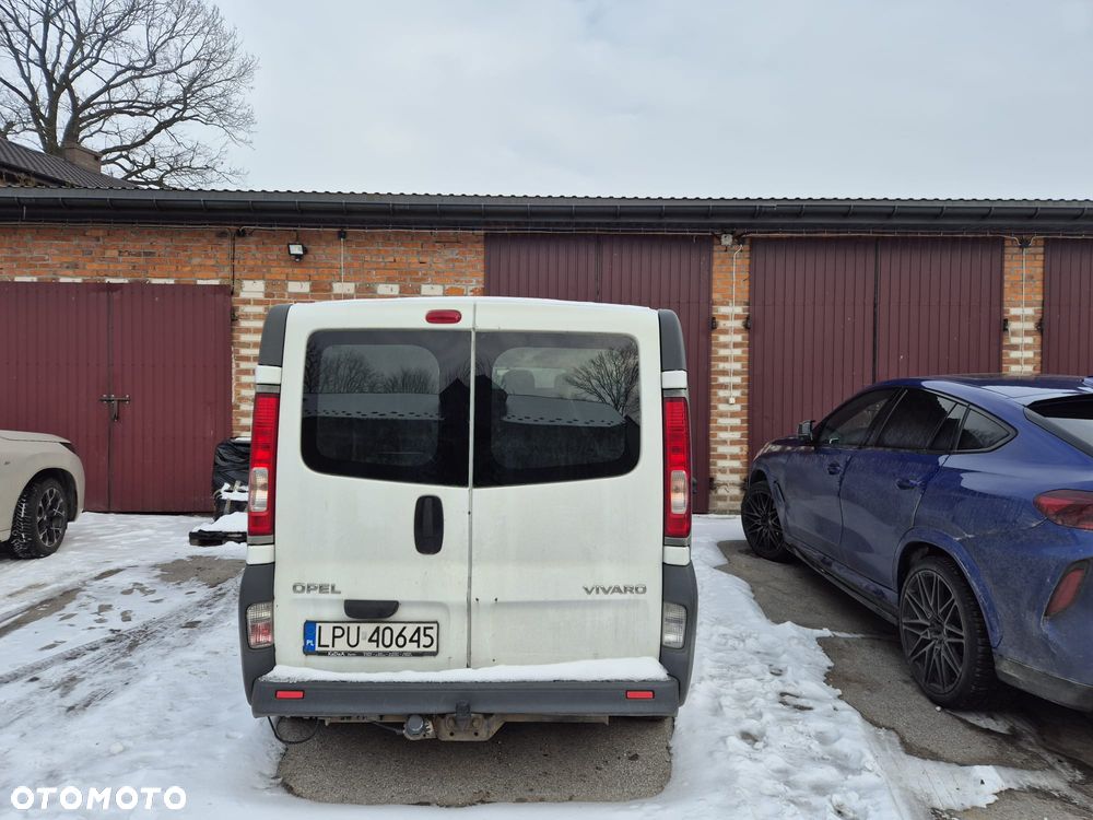 Opel vivaro - 9