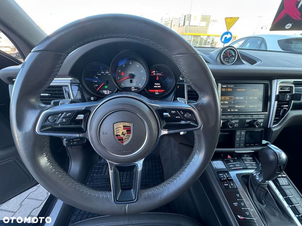 Porsche Macan S - 19