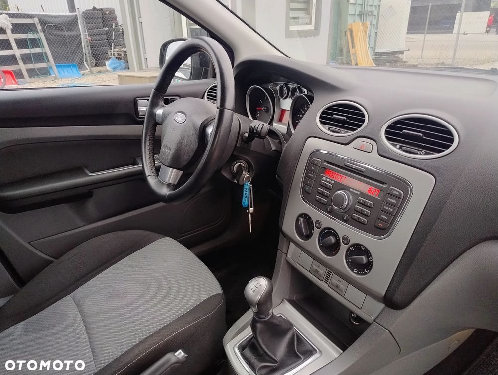Ford Focus 1.6 16V Concept - 11
