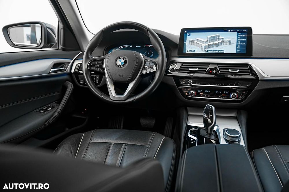 BMW Seria 5 530e Aut. - 14