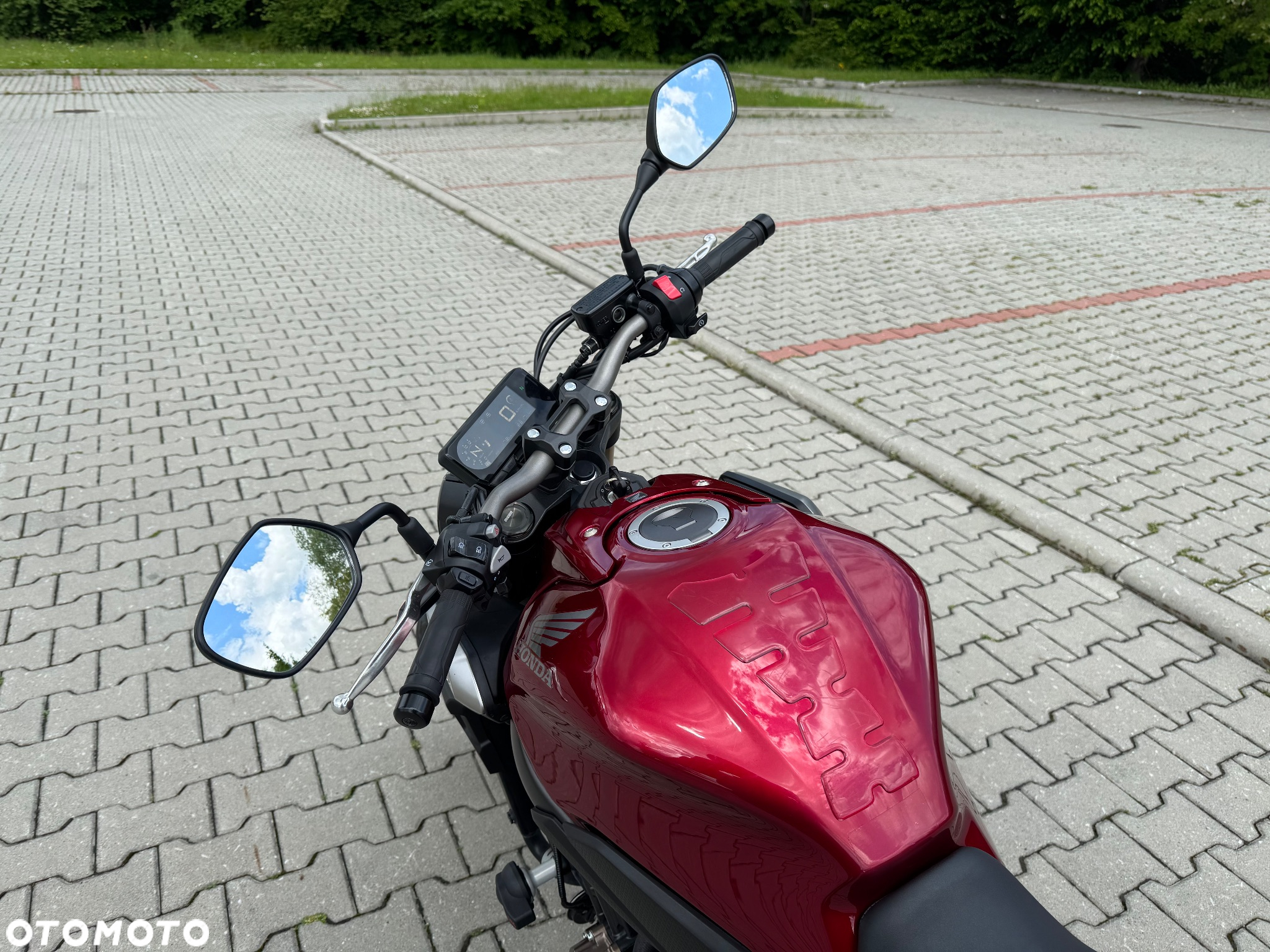 Honda CB - 9