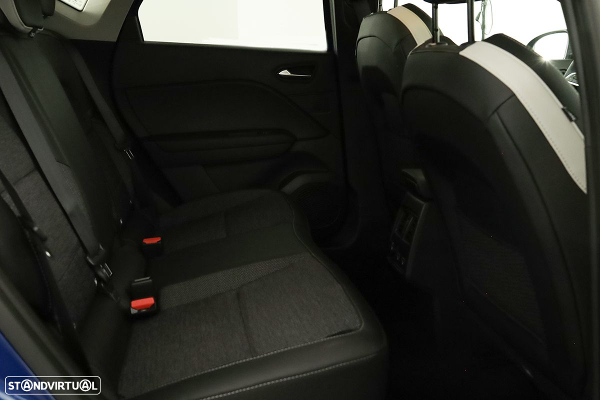 Renault Captur 1.0 TCe Techno Bi-Fuel - 23