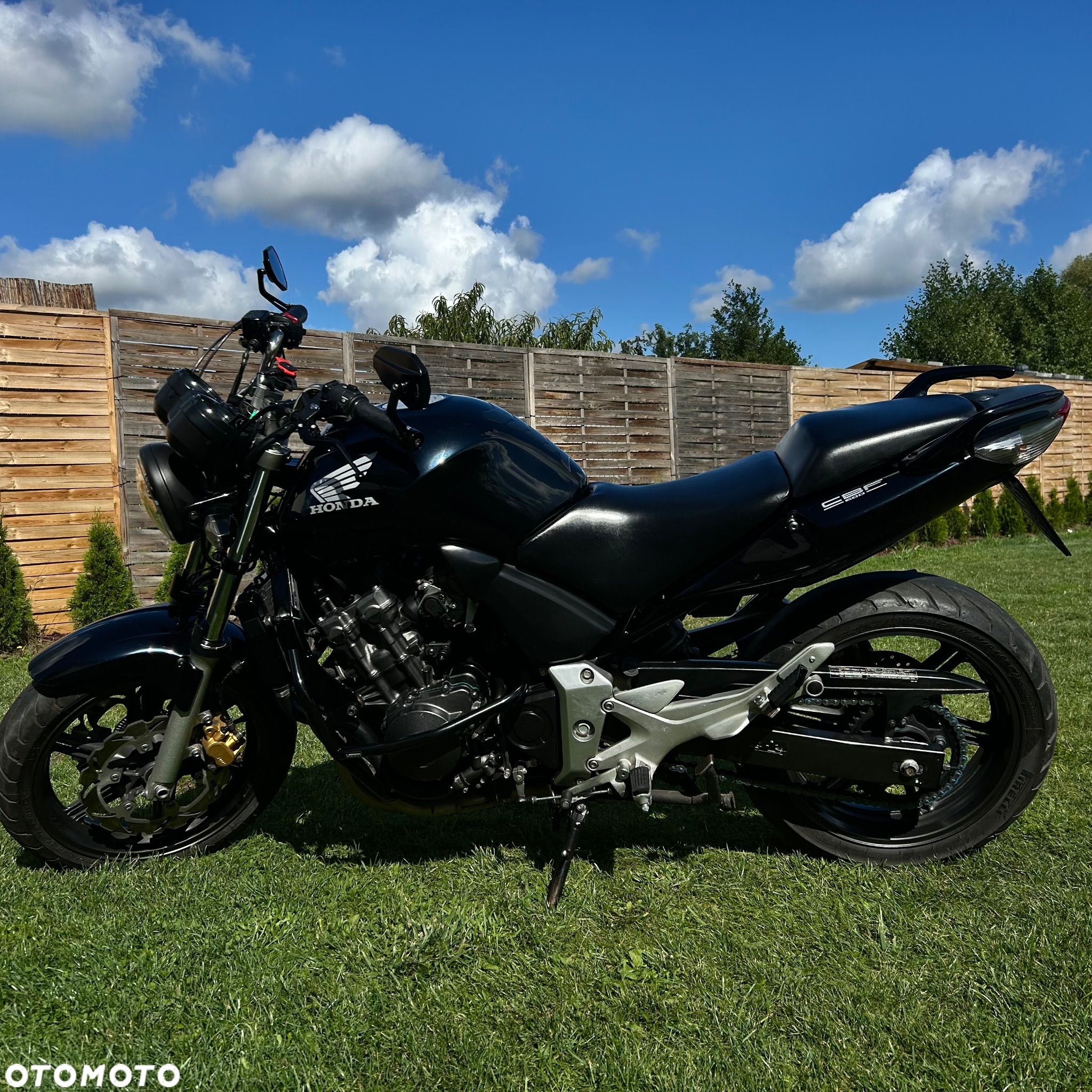 Honda CBF - 1