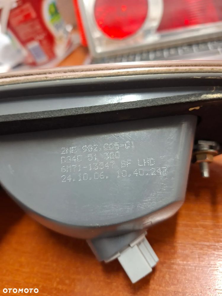 Lampa tylna Mazda 2 DY 2003-2007 - 4
