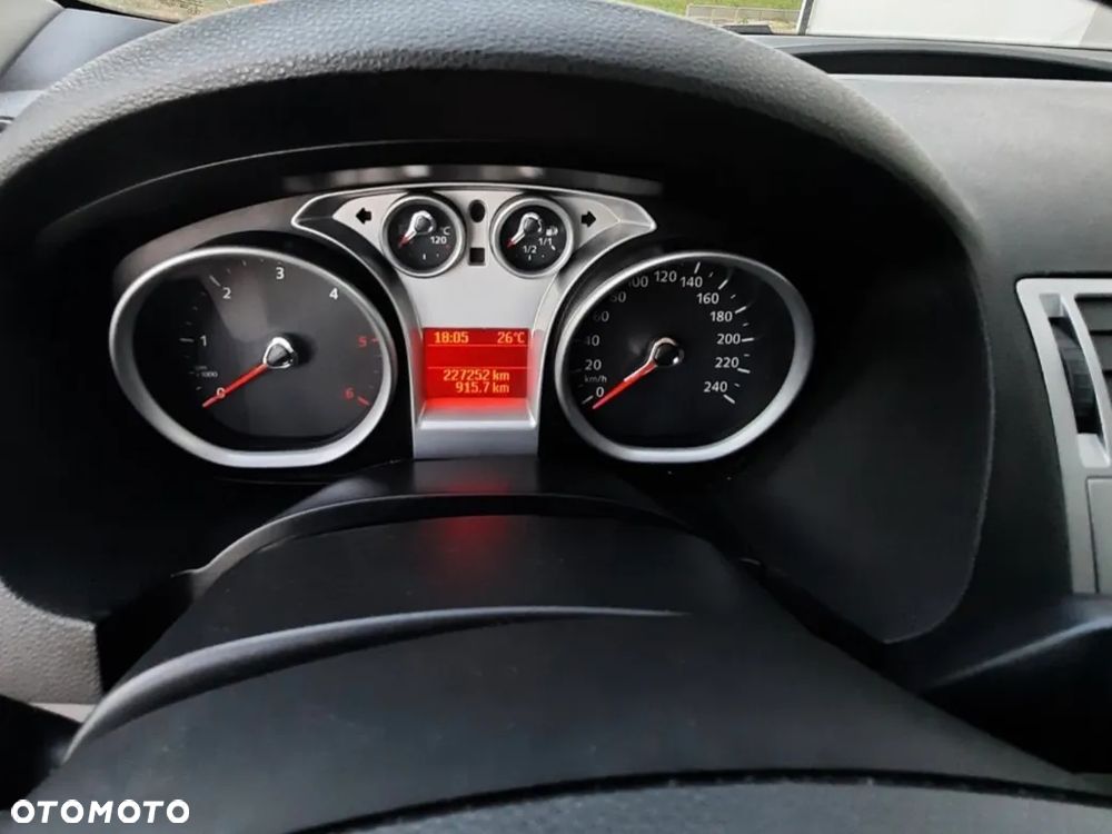 Ford Kuga - 3