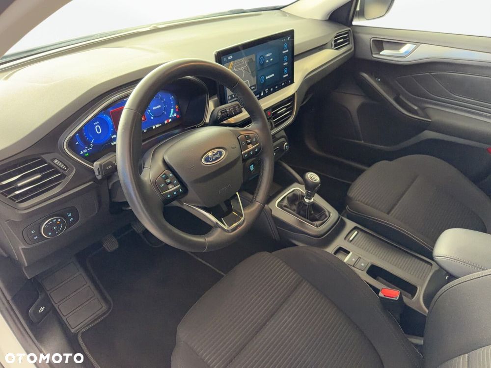 Ford Focus - 10