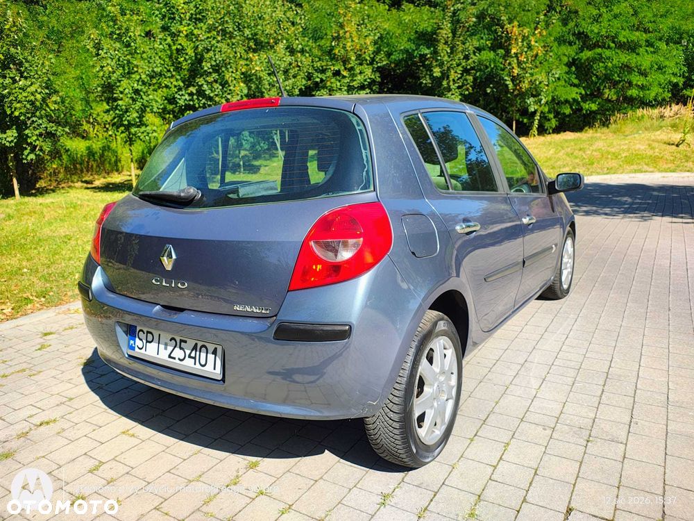 Renault 4 - 5