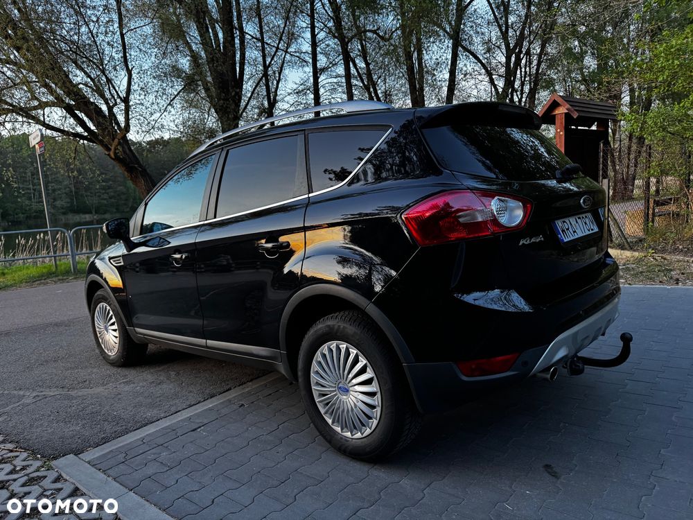 Ford Kuga - 24