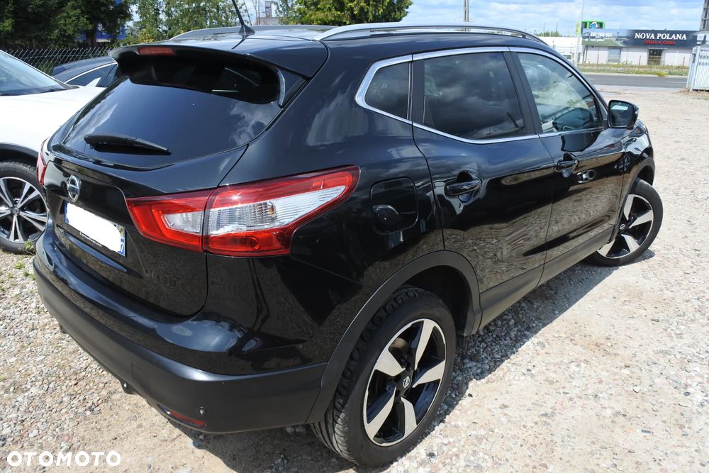 Nissan Qashqai 1.6 DIG-T 360 - 3