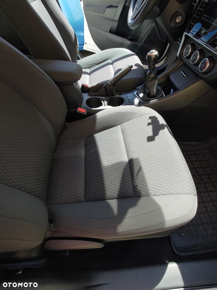 Toyota Corolla 1.6 Active - 6