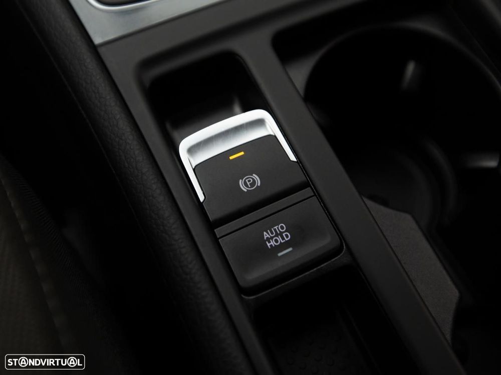 VW Golf Variant - 21