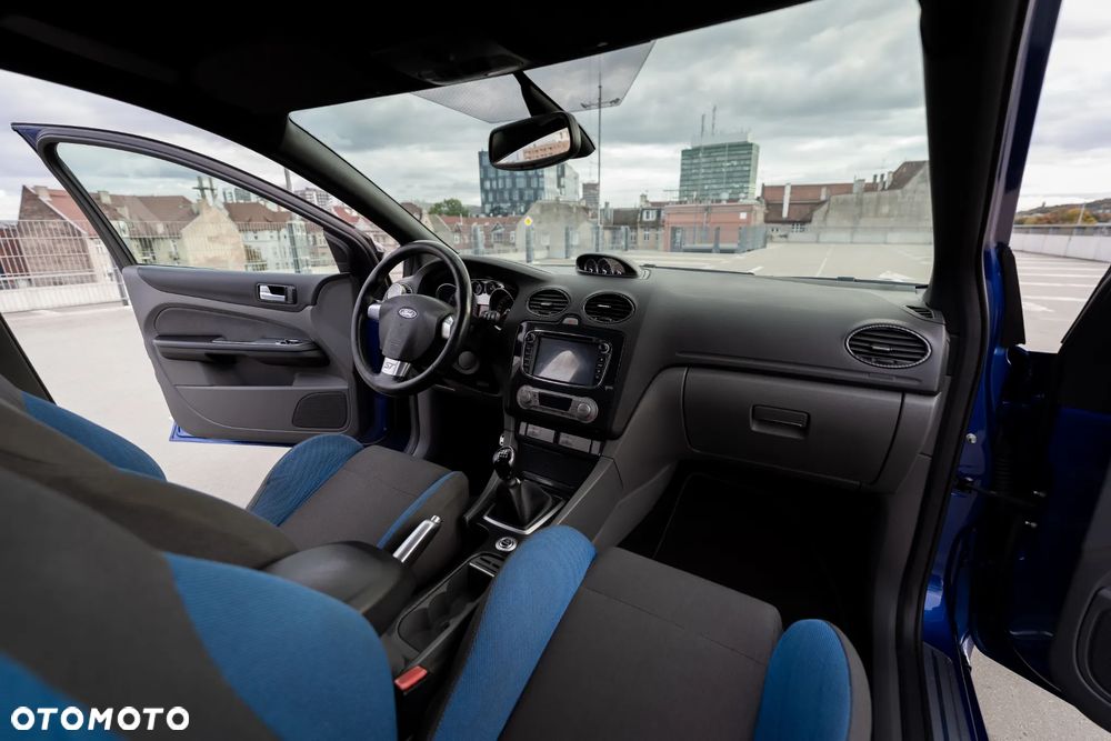 Ford Focus - 24