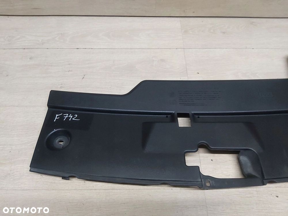 TOYOTA Avensis T25 osłona pasa przedniego górna 1,6 1,8 2,0 53141-05030 - 2