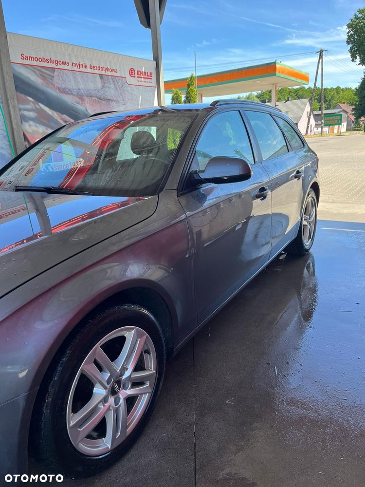 Audi A4 Avant - 4