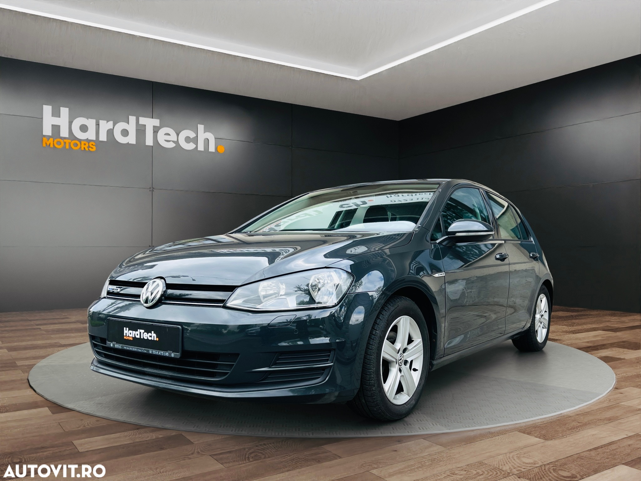 Volkswagen Golf - 3