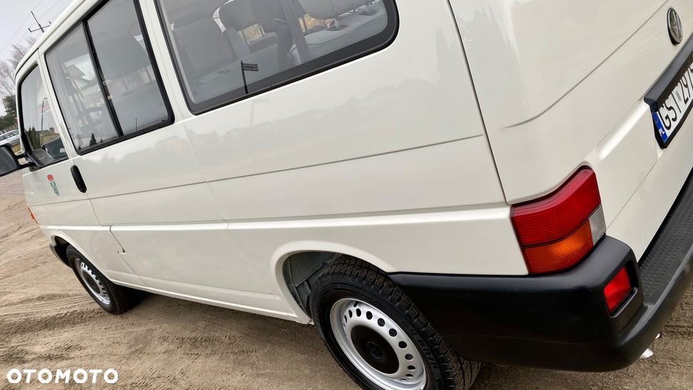 Volkswagen Transporter - 9