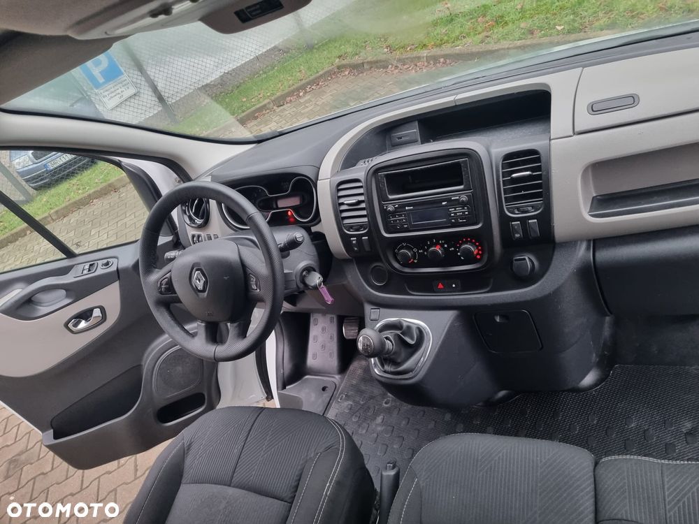 Renault Trafic - 15