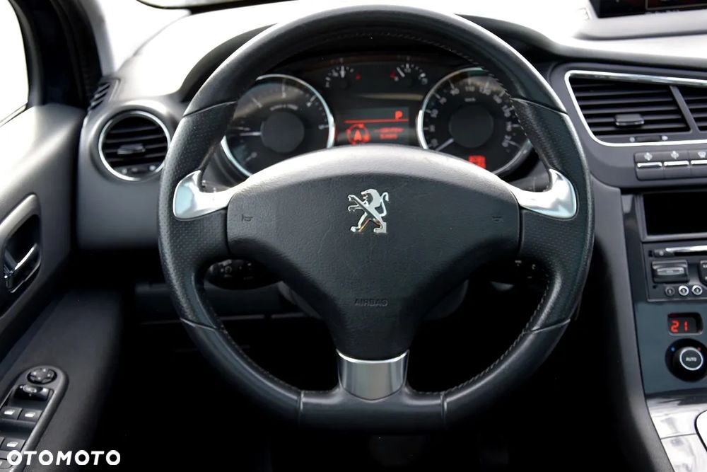 Peugeot 5008 HDI FAP 160 Automatik Allure - 22
