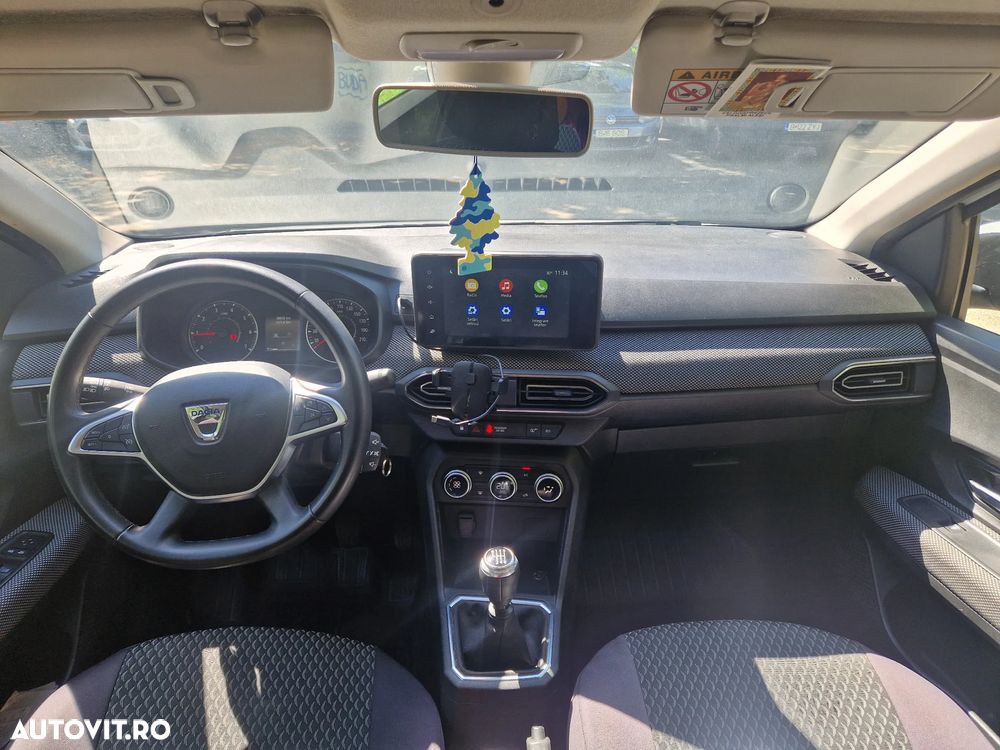 Dacia Logan TCe 90 MT6 Prestige - 8