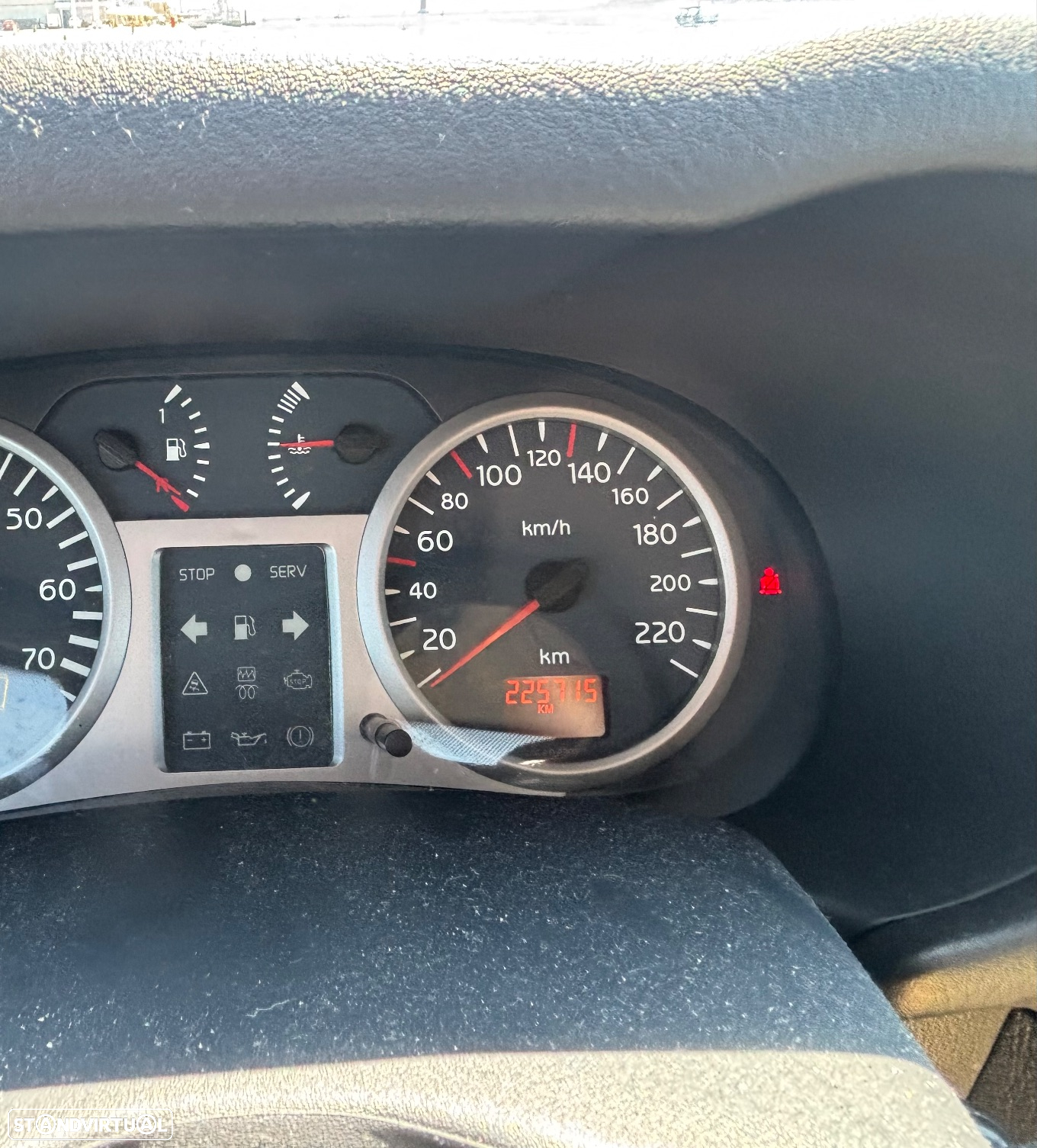 Renault Clio 1.2 16V Billabong QuickS - 6