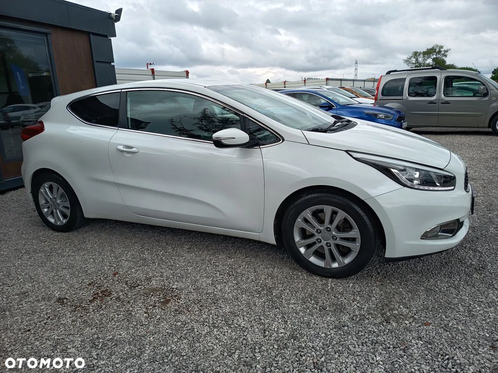 Kia ProCeed 1.6 CRDi ISG Spirit - 10