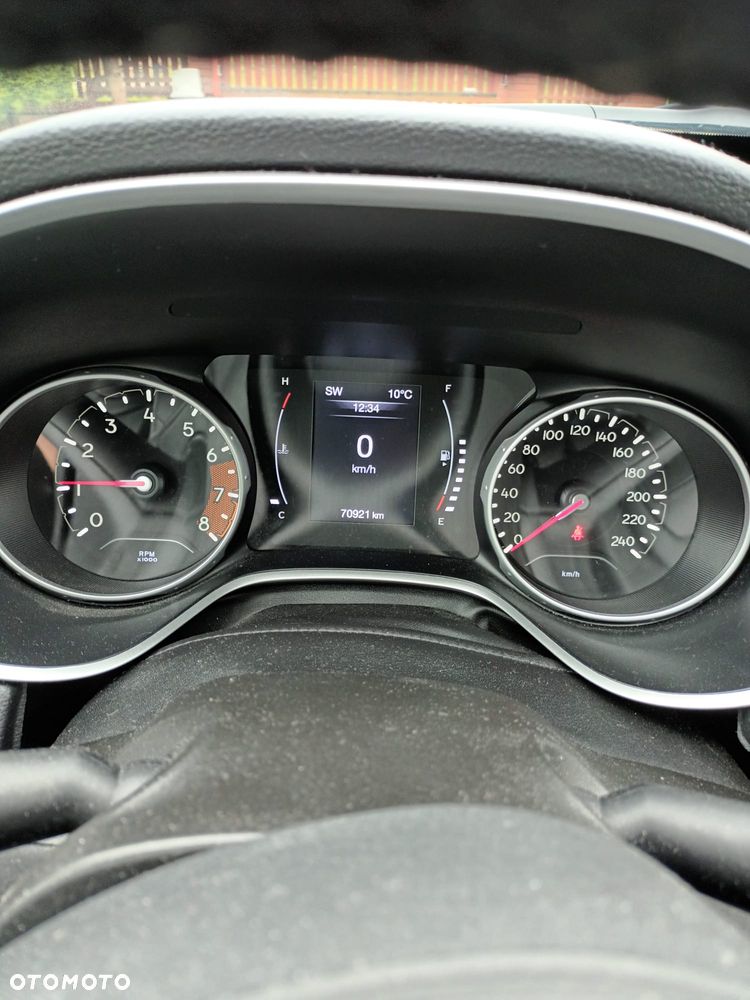 Jeep Compass 1.4 TMair Sport FWD S&S - 14