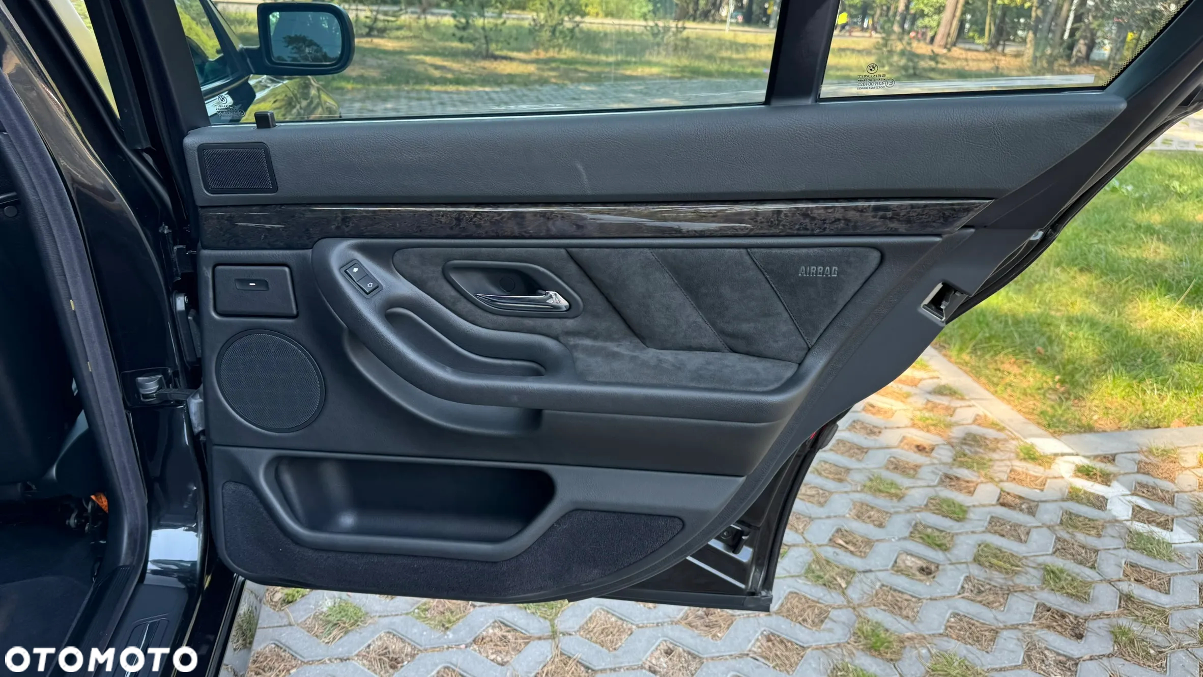 BMW Seria 7 740i - 28