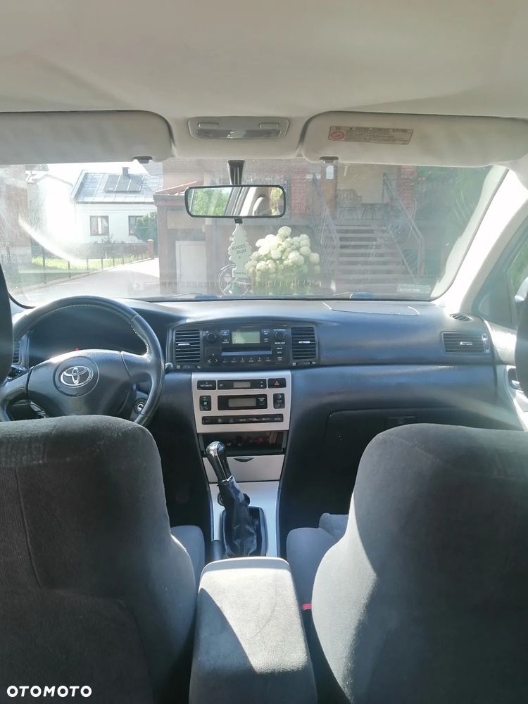 Toyota Corolla 1.4 VVT-i Base - 10