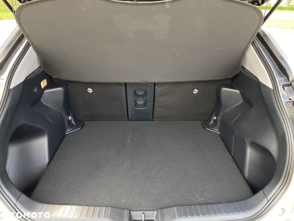 Toyota Yaris Cross - 16