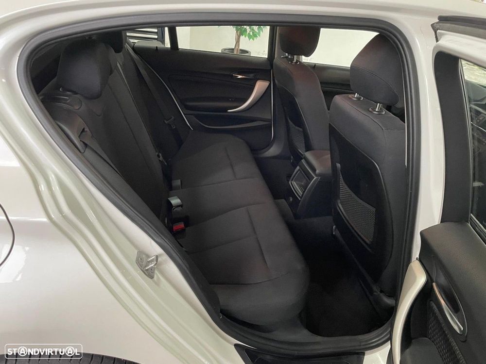 BMW 116 d Line Luxury Auto - 30