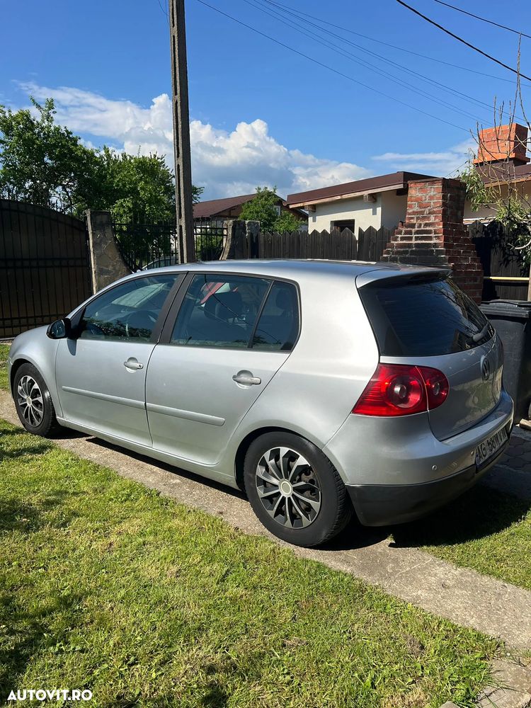 Volkswagen Golf 1.6 Comfortline - 5