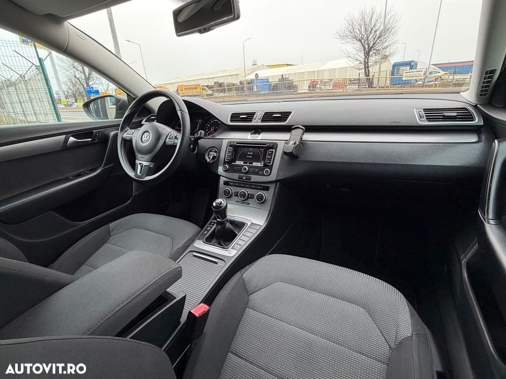 Volkswagen Passat 2.0 TDI BlueMotion Technology Business Edition - 40