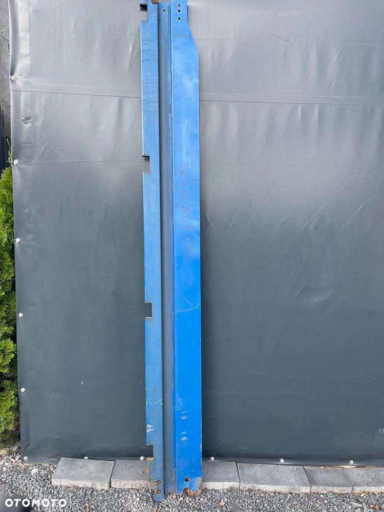 Słupki do naczepy KRONE - 3