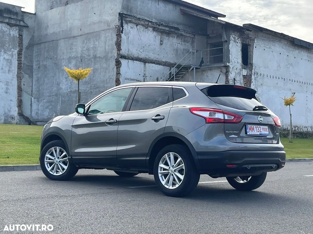 Nissan Qashqai 1.6 DCI Start/Stop N-Connecta - 7