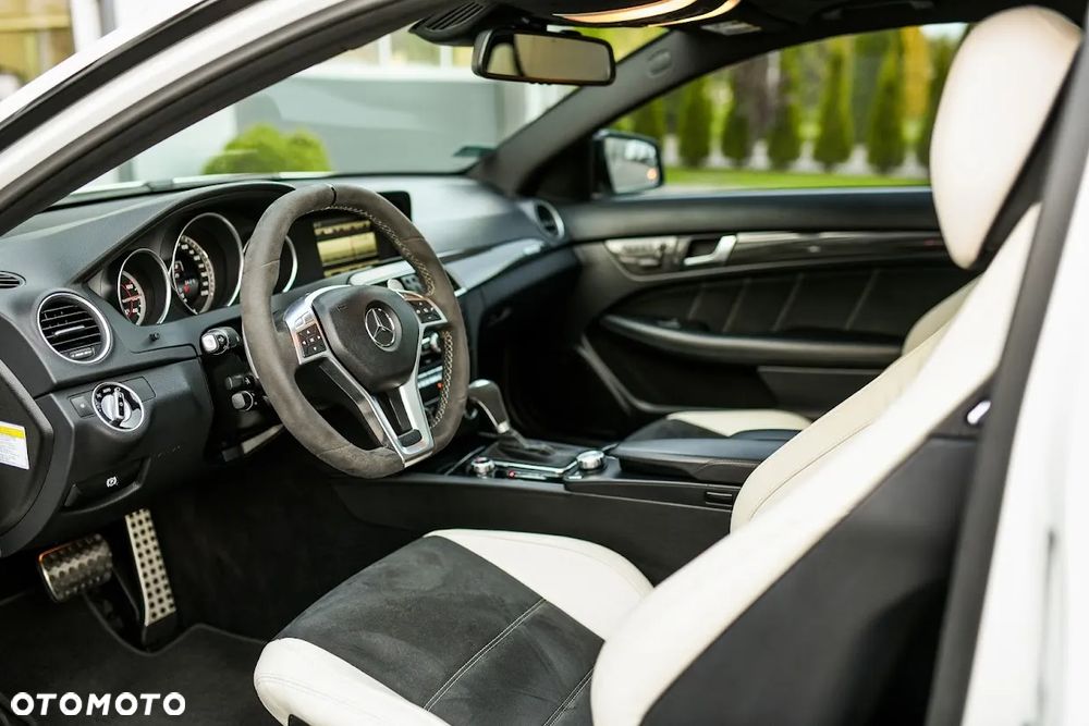 Mercedes-Benz Klasa C - 17