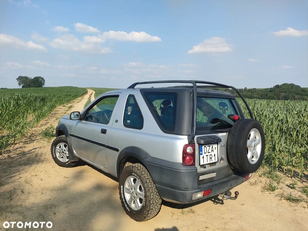 Land Rover Freelander 2.0 D - 8