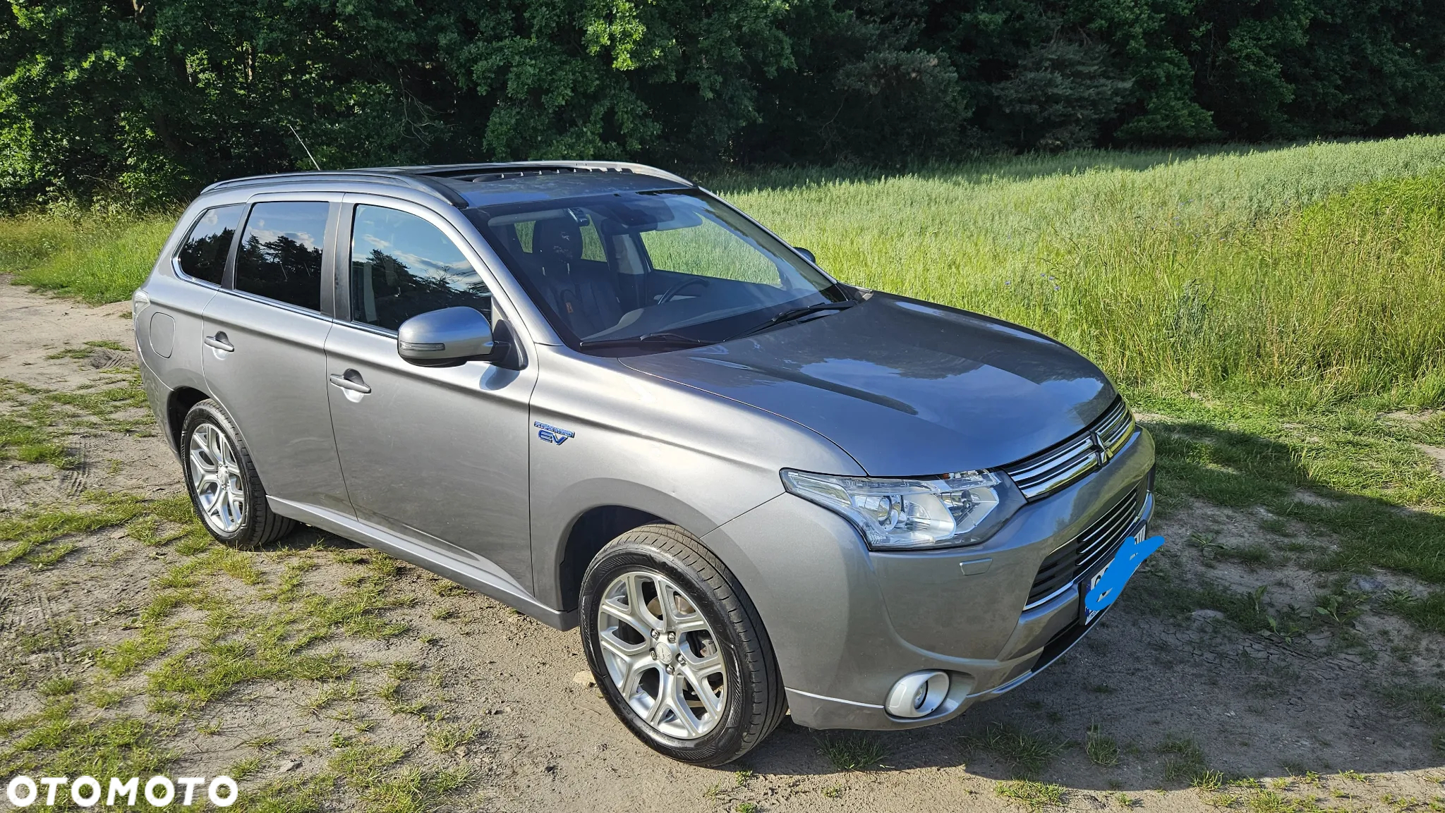 Mitsubishi Outlander - 3