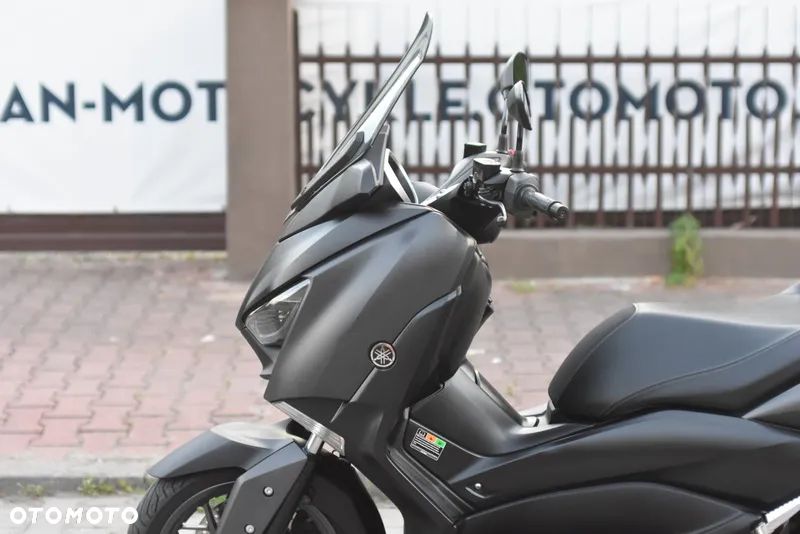 Yamaha X-max - 23