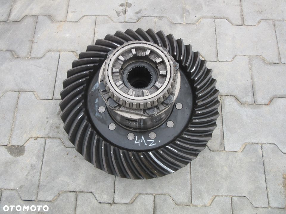 Tylny mechanizm różnicowy 3714981M14 Massey Ferguson 8110 8120 8130 8140 8150 8160