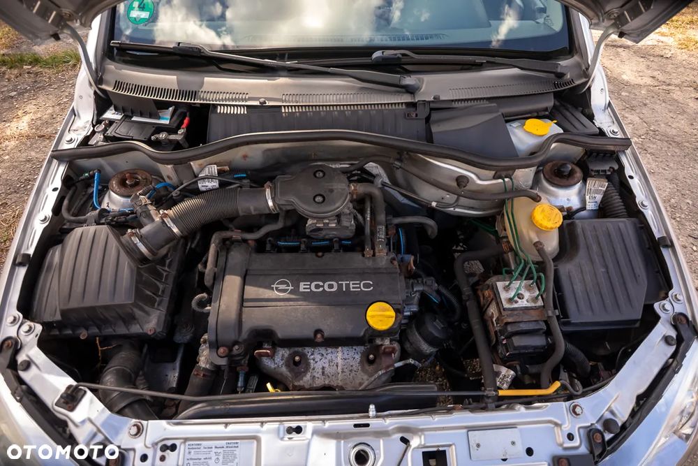 Opel Corsa 1.2 16V - 27