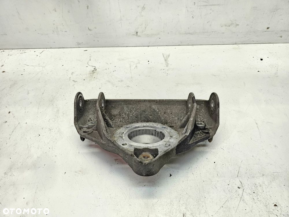 ŁAPA PODPORA BELKI SKRZYNI BIEGÓW AUDI Q7 4L 3.0 TDI 7L6399649D - 3