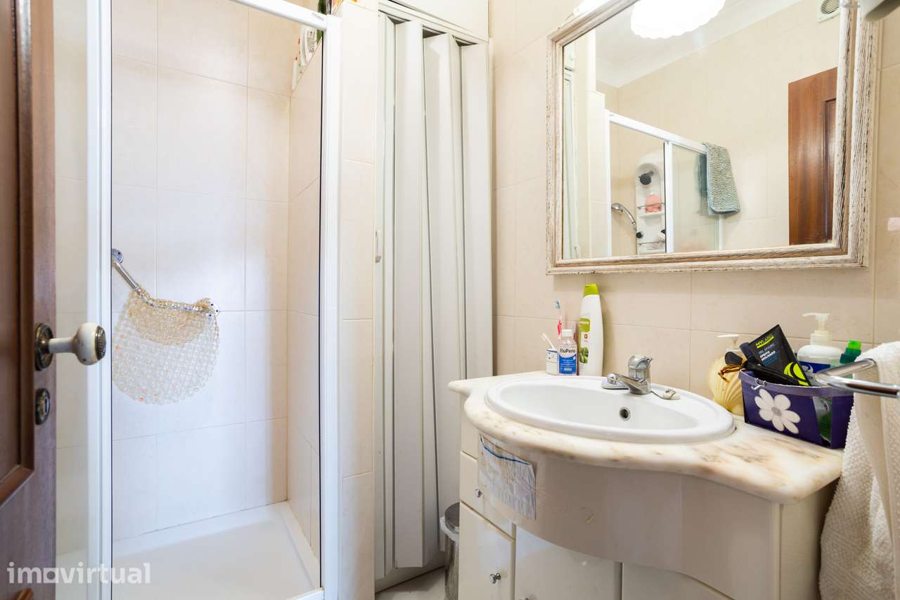 Encantador Apartamento T2 Familiar no Coração do Algarve: Conforto, Co - Grande imagem: 5/26