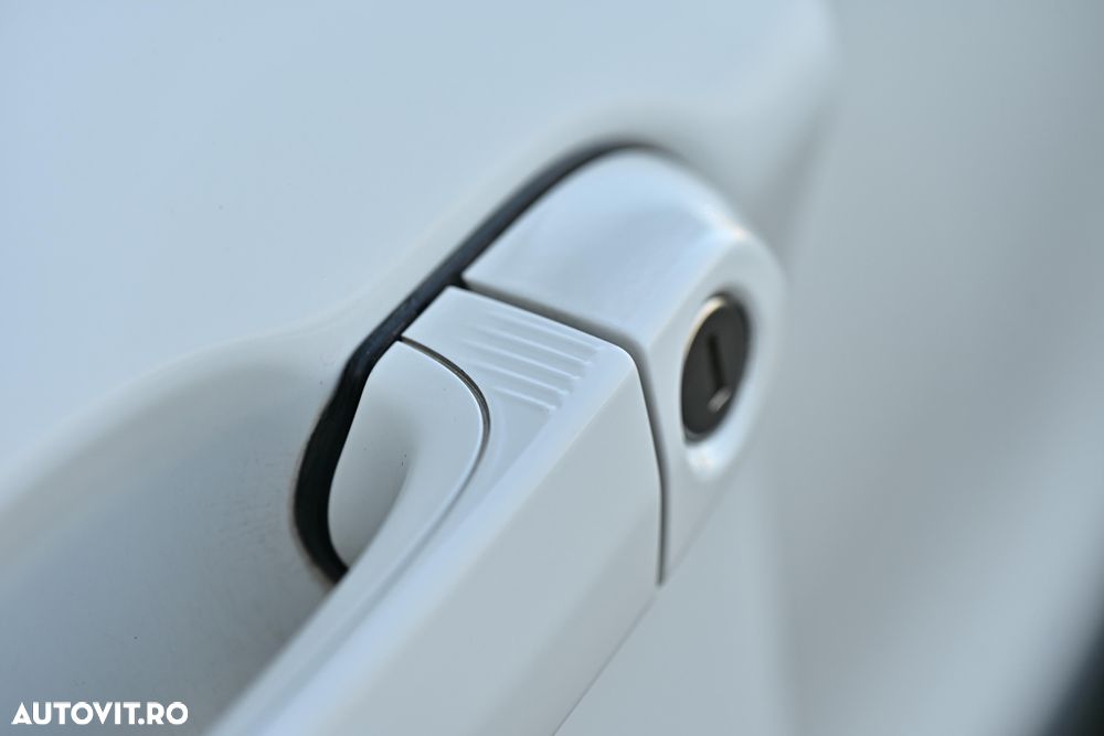 BMW X3 xDrive20d AT xLine - 34