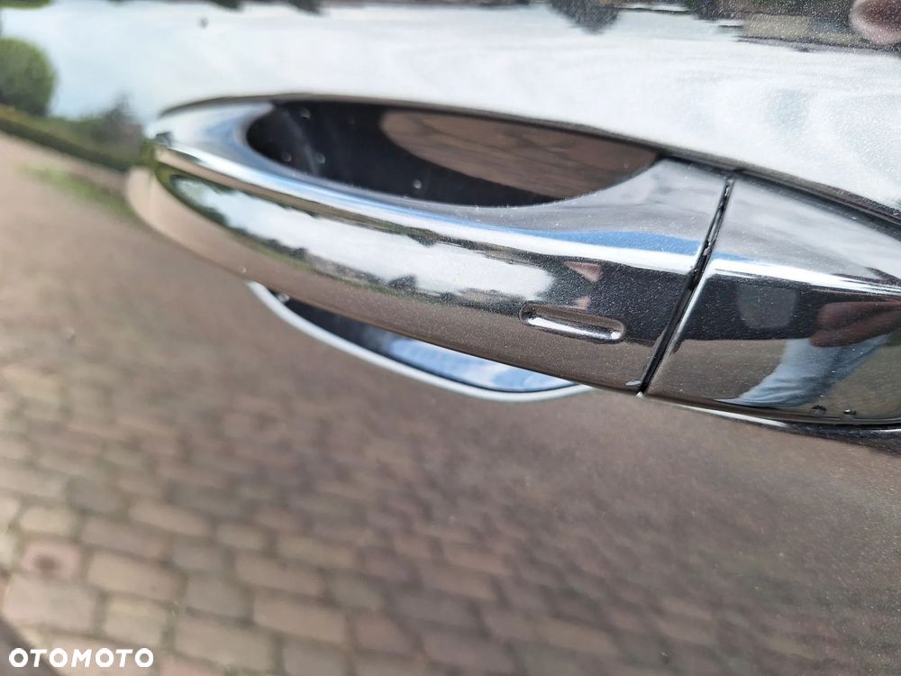 Skoda Superb 2.0 TDI DSG L&K - 30
