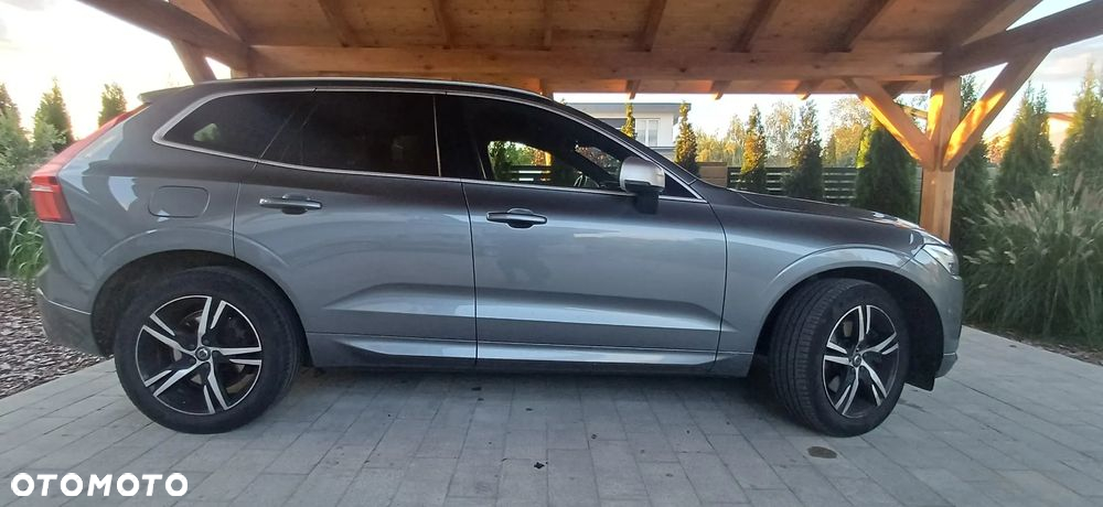 Volvo XC 60 D4 AWD R-Design - 4