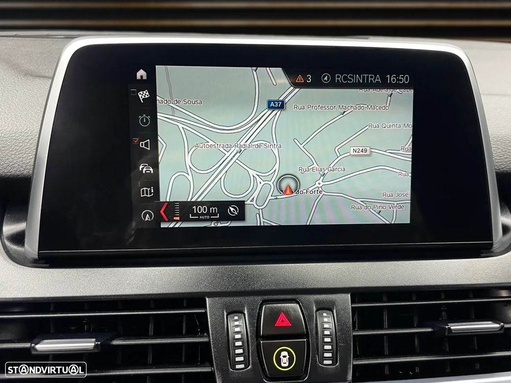 BMW 225xe Active Tourer Line Sport - 18