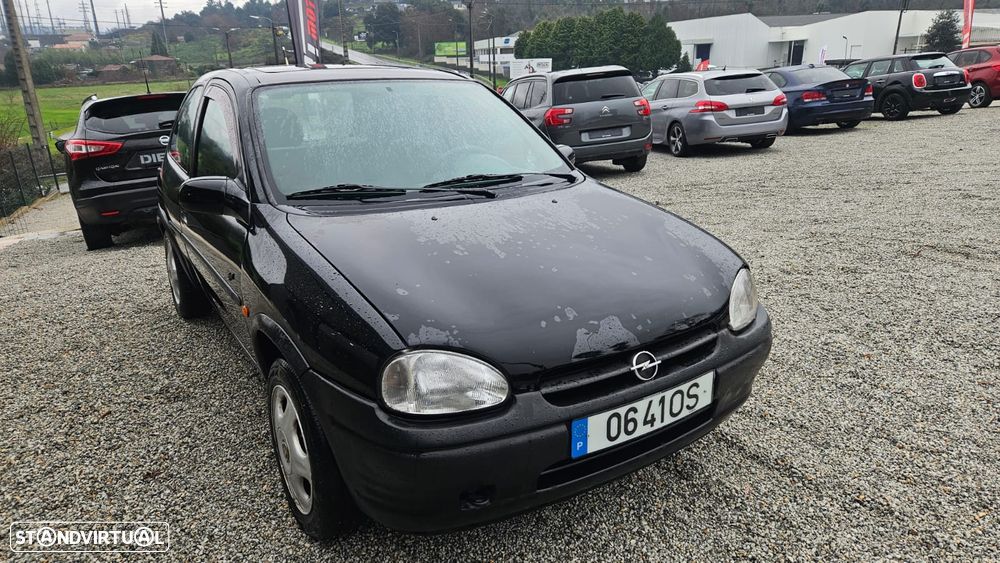 Opel Corsa 1.4 16V Sport - 4