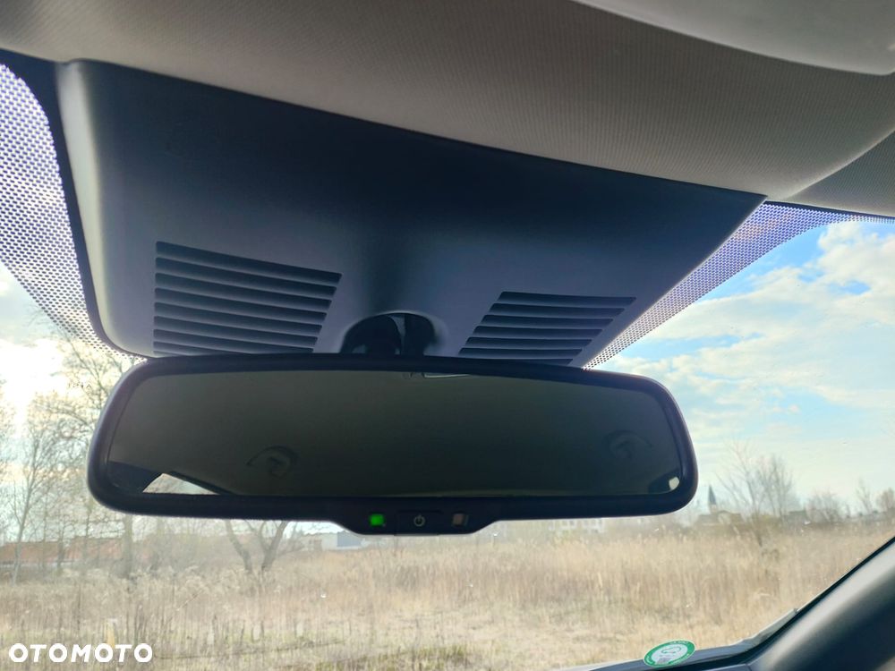 Nissan Leaf 62 kWh e+ N-Connecta - 13