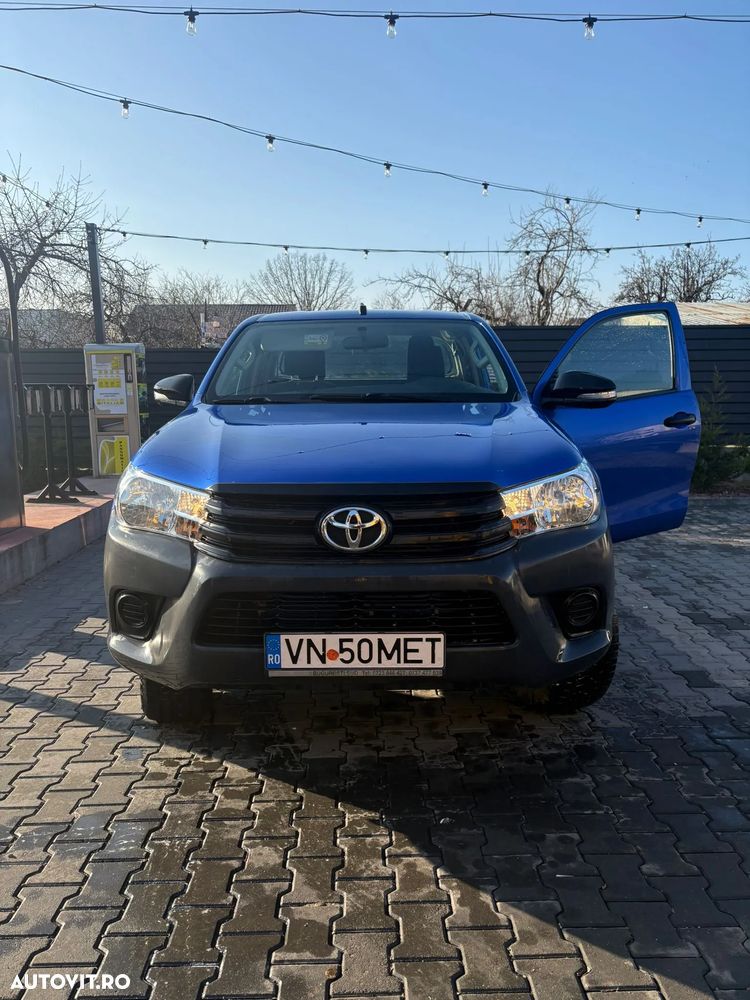 Toyota HILUX - 1