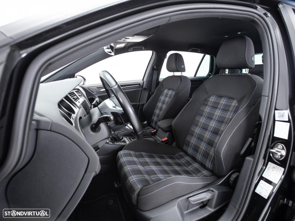 VW Golf 1.4 TSI e-Hybrid DSG - 7